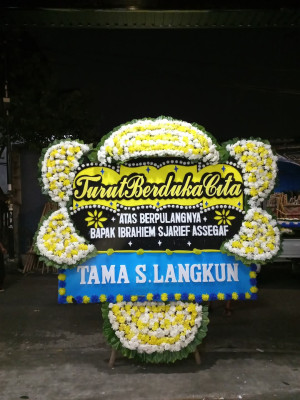 Papan Bunga Duka di Kebun Tebeng